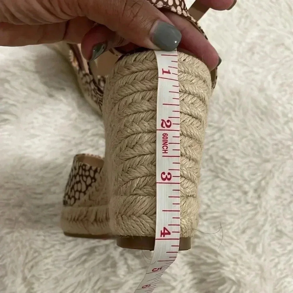 Ann Taylor sandals for women